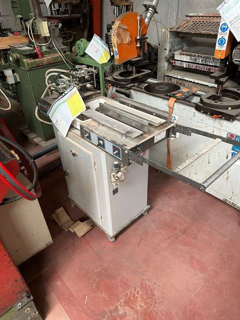 4SC102413-Caselli-Group-SPREADER-PIZZI-9037 (1).jpeg